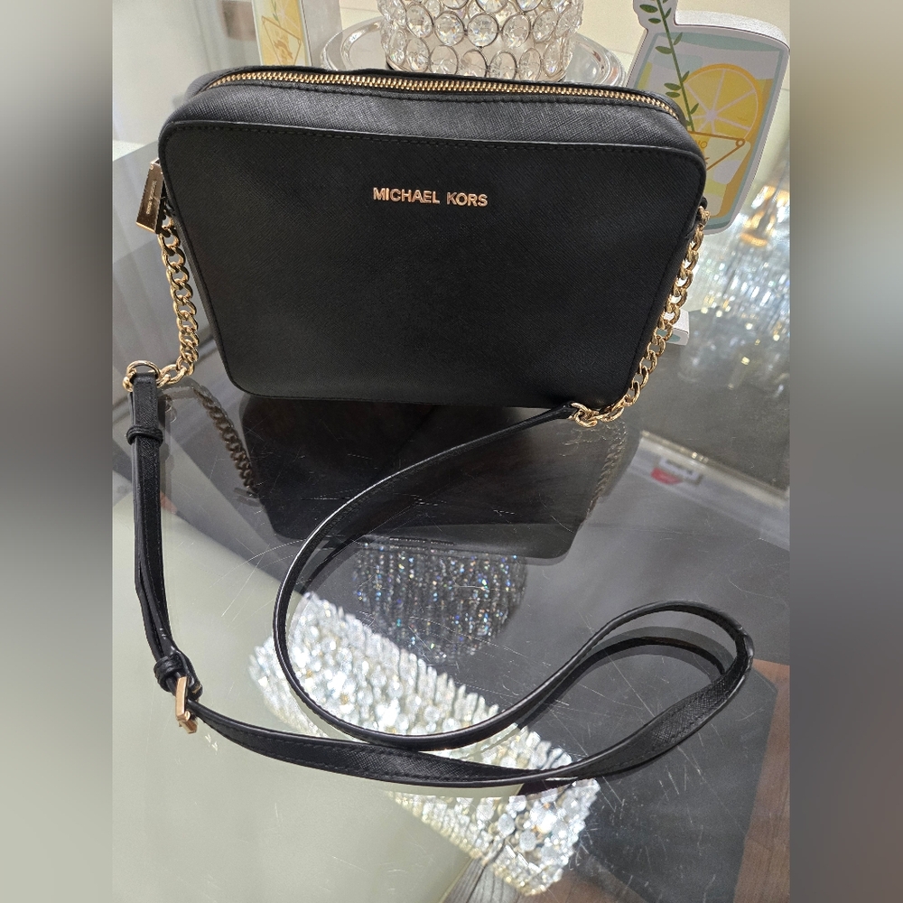 Michael Kors Black Jet Set Crossbody Bag